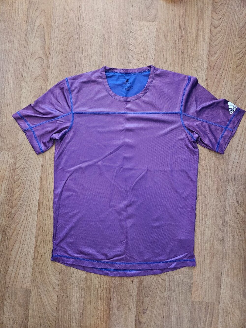 NWOT Men's Adidas Primeblue Aeroready short sleeve active top - Purple sz Medium